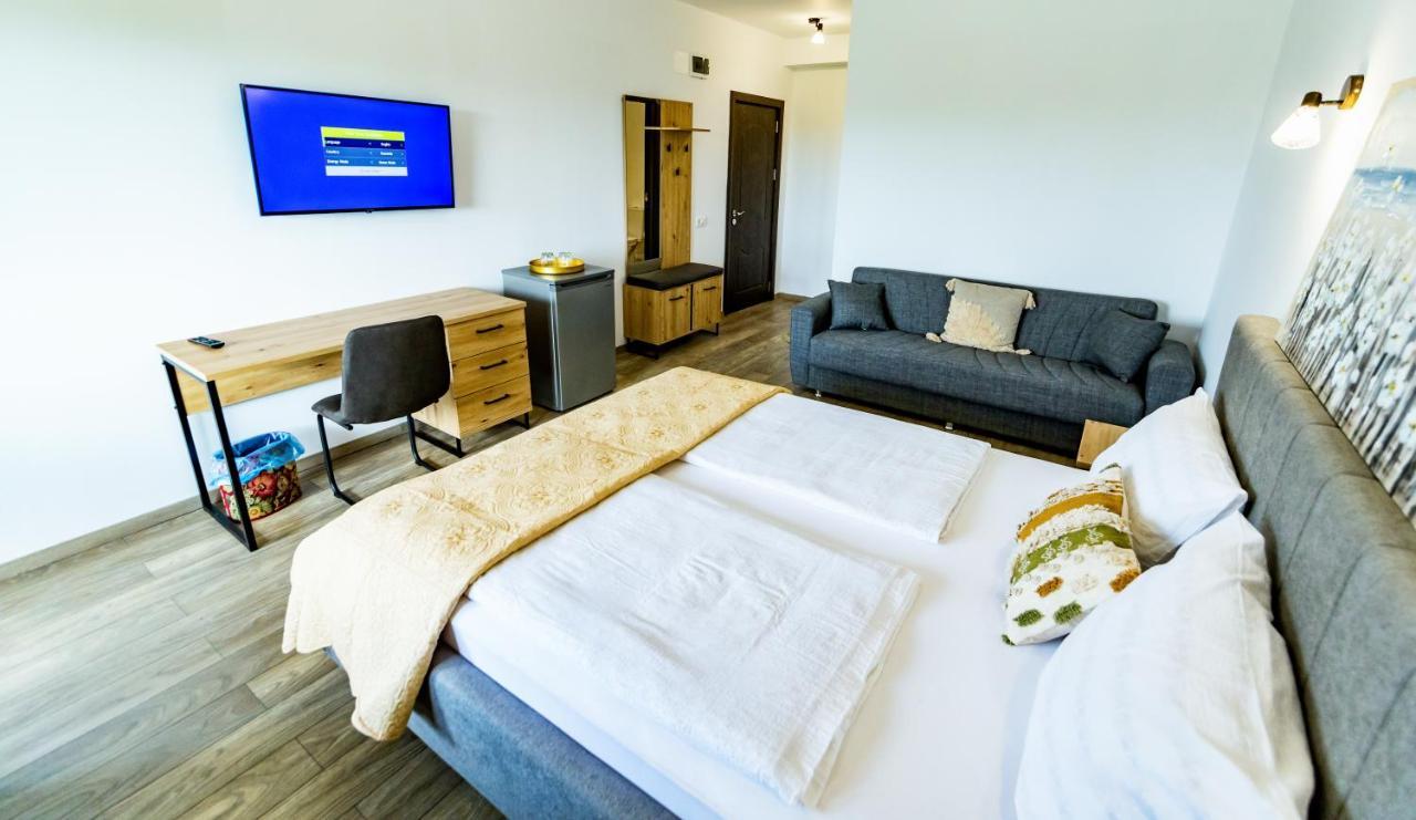 Bella Vista Hotel Venus Ngoại thất bức ảnh