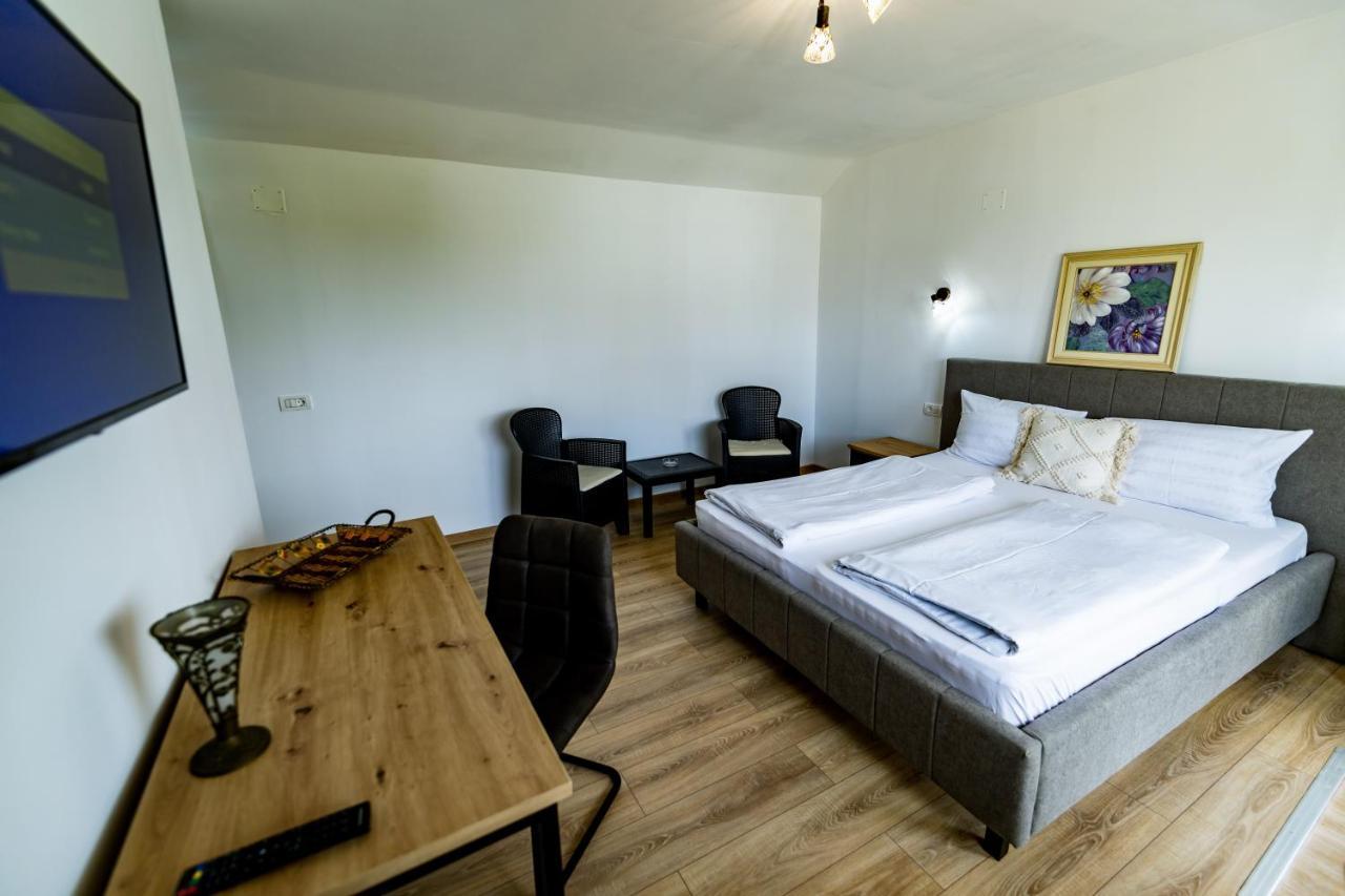 Bella Vista Hotel Venus Ngoại thất bức ảnh