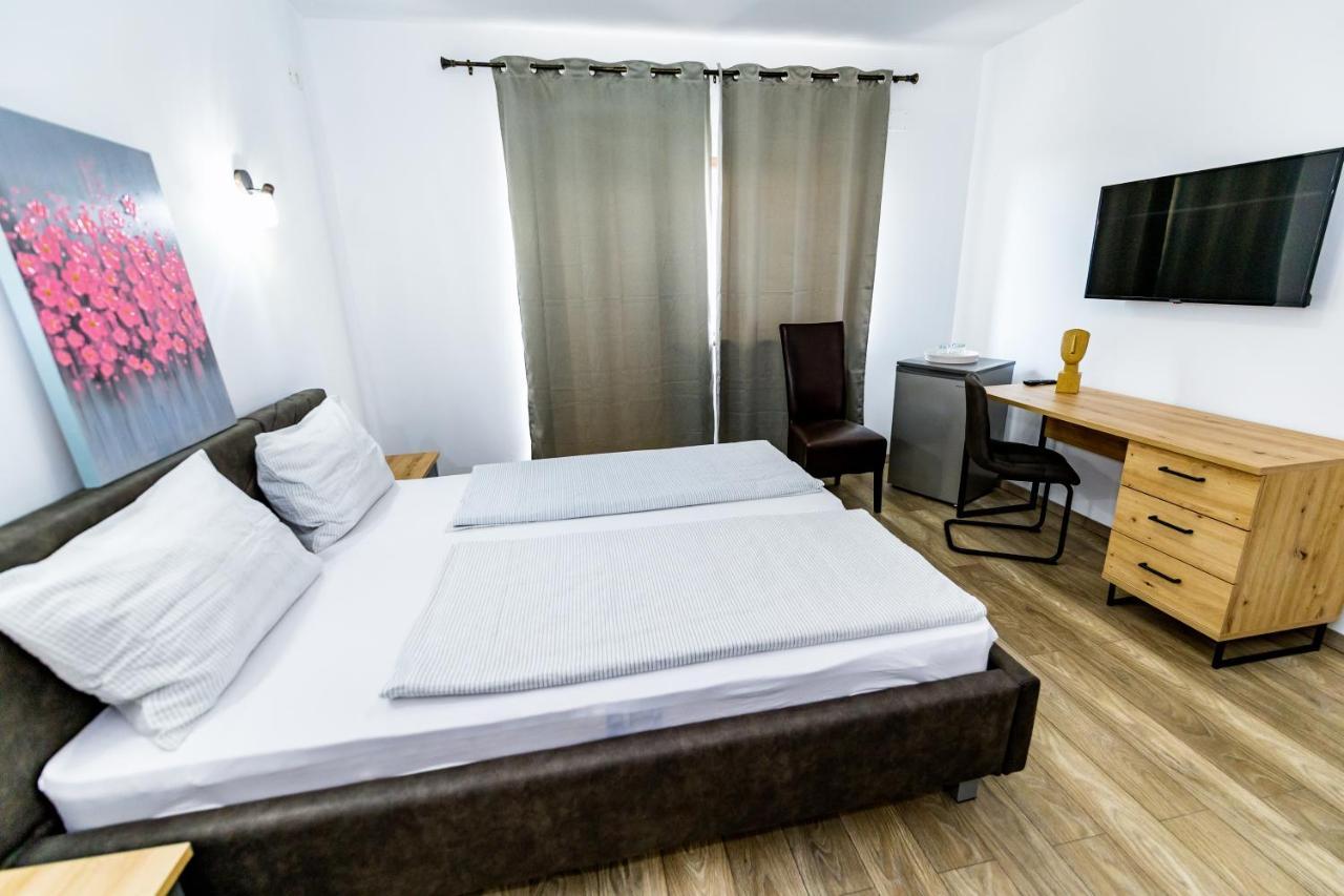 Bella Vista Hotel Venus Ngoại thất bức ảnh